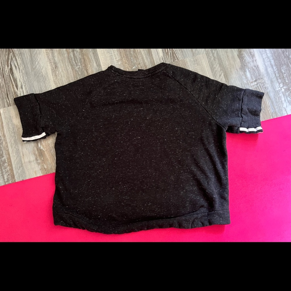 Women’s short sleeve Adidas sweatshirt
